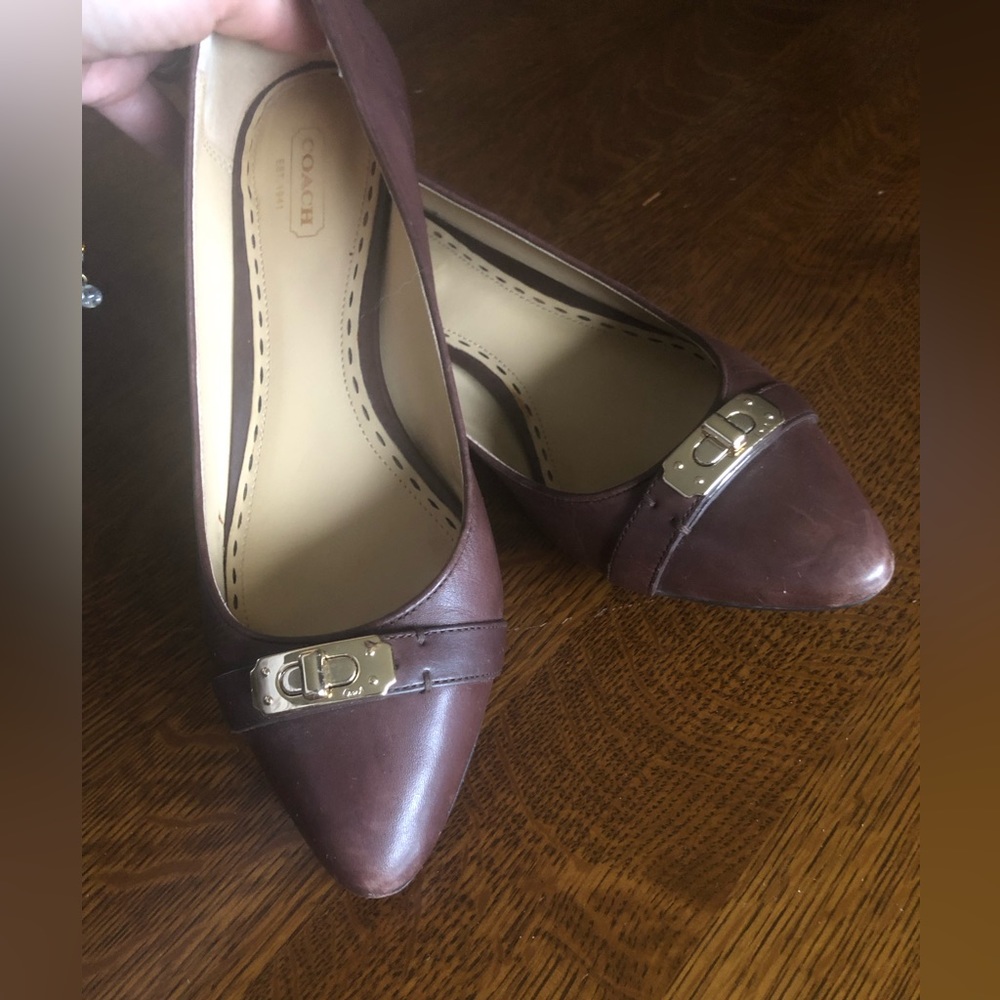 Coach kitten heel leather shoes, brown with gold size 8.5